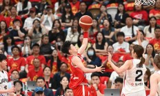 世俱杯买球:“双塔”闪光 中国女篮热身赛击败日本队